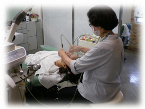 理容室シンシ館のカツラ